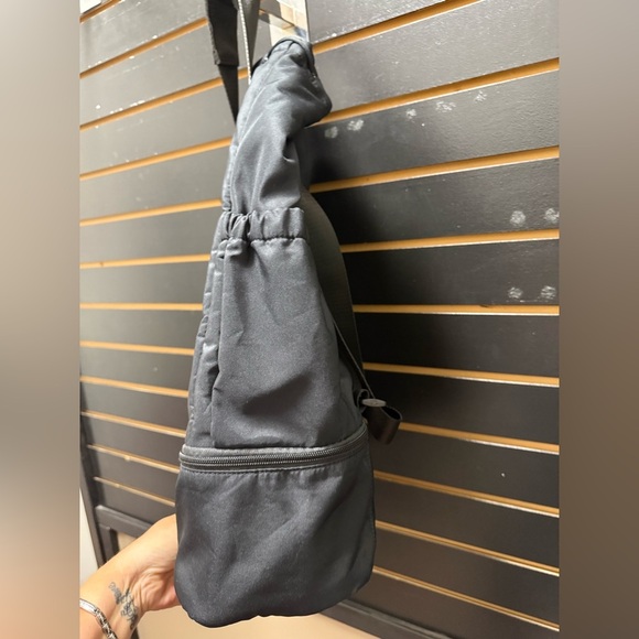 Beyond Yoga Black Convertible Tote Backpack with Shoe Compartment - Picture 2 of 6